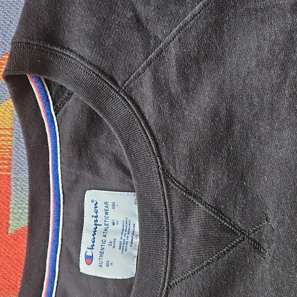 Men's Champion Black Crewneck - Picture 6 of 8